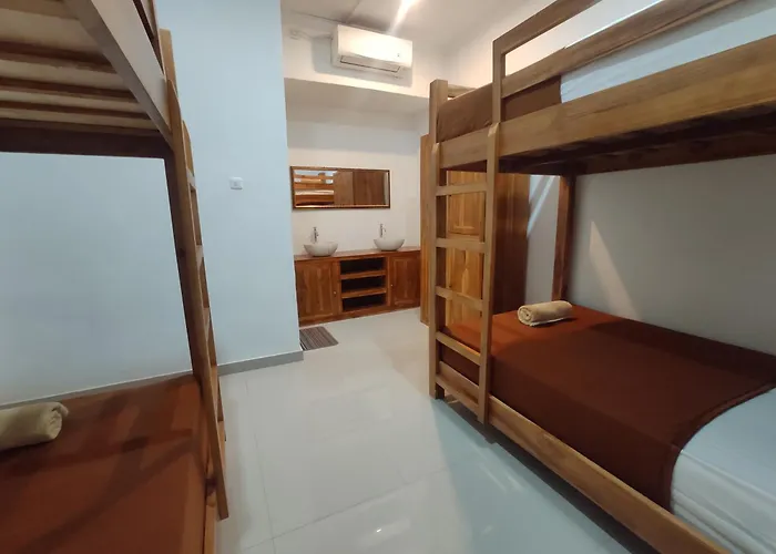 Gedhong * Batununggul
