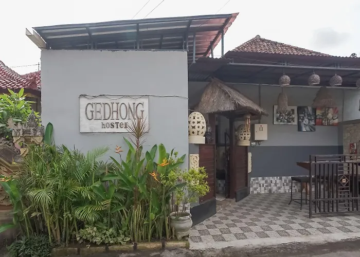 Gedhong Hostel