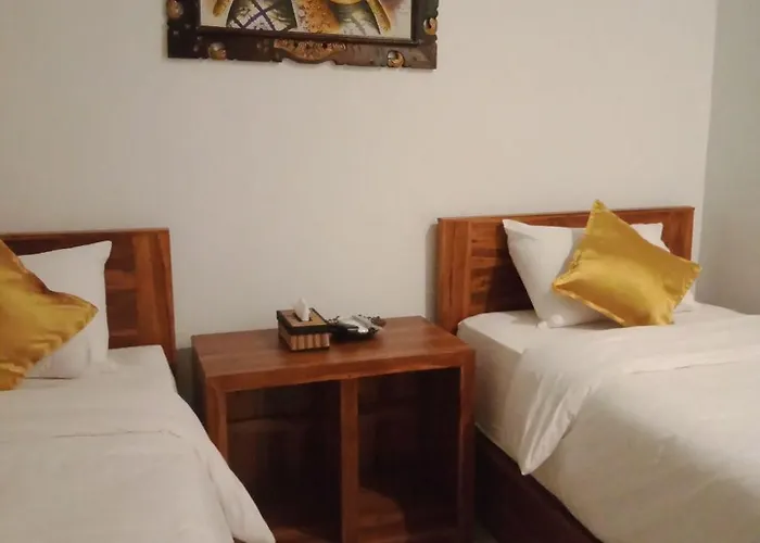 Hostel Gedhong
