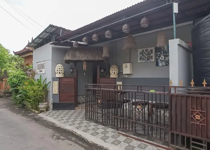 Gedhong Albergue
